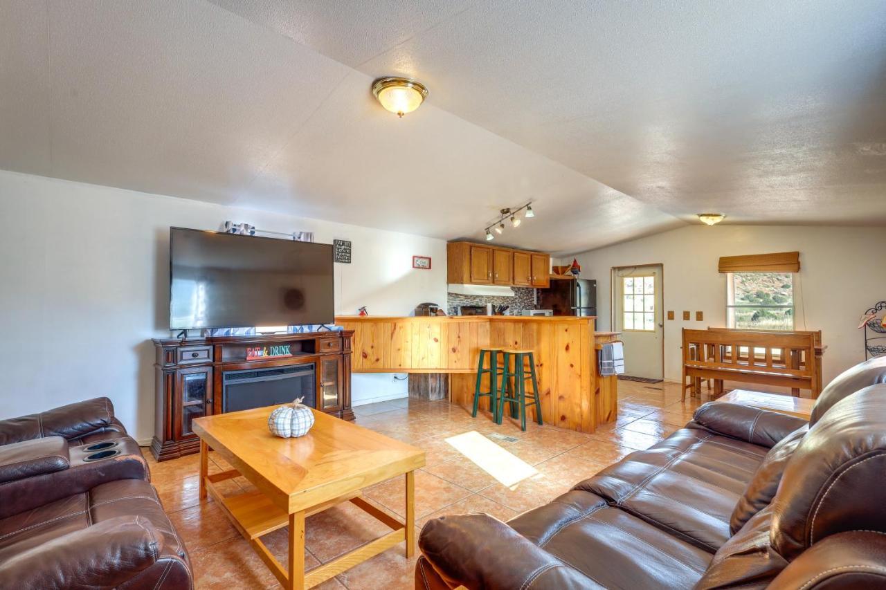 Charming Santa Rosa Home With Mountain Views And Porch Exteriör bild