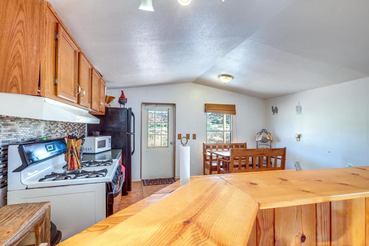 Charming Santa Rosa Home With Mountain Views And Porch Exteriör bild